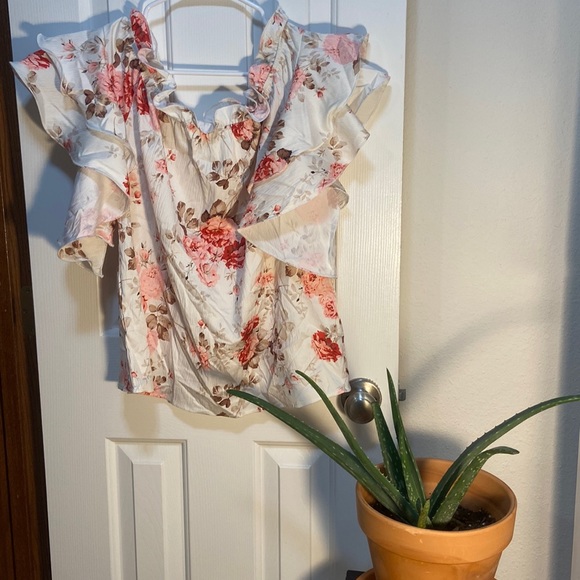 SHEIN Tops - SHEIN